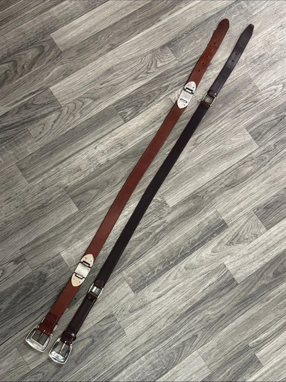 Bundle of 2 Fossil leather belts women’s sz L